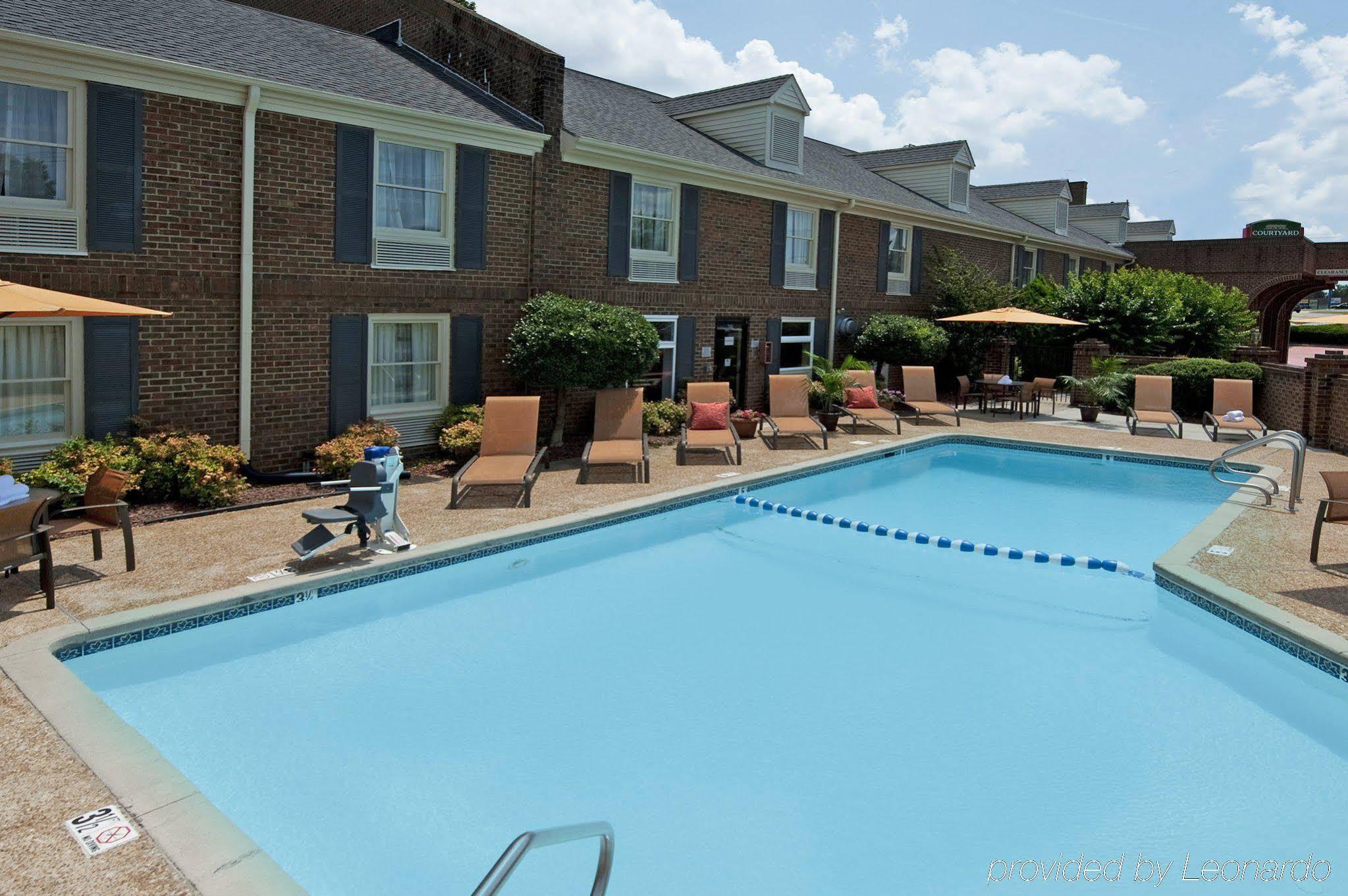 Courtyard Winston-Salem University Hotel Exterior photo